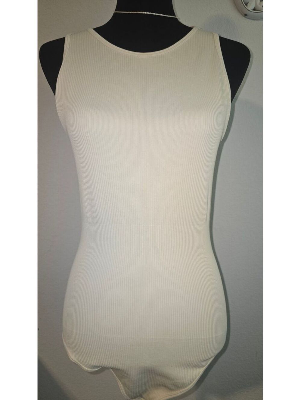 OQQ Women's Ribbed Sleeveless Bodysuit in Cream, Size XL